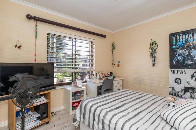 To Let 3 Bedroom Property for Rent in Constantia Western Cape